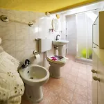 アパート Mansarda サンレモ