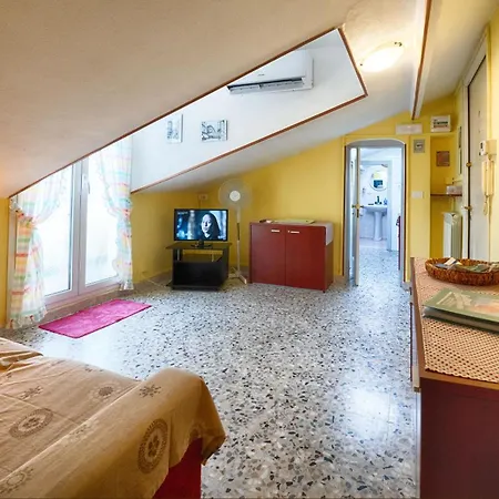 Mansarda Apartment