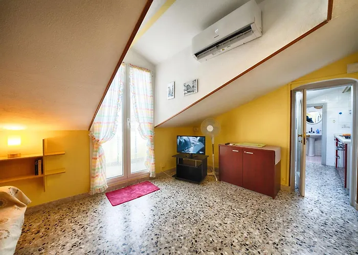 Apartamento Mansarda Sanremo